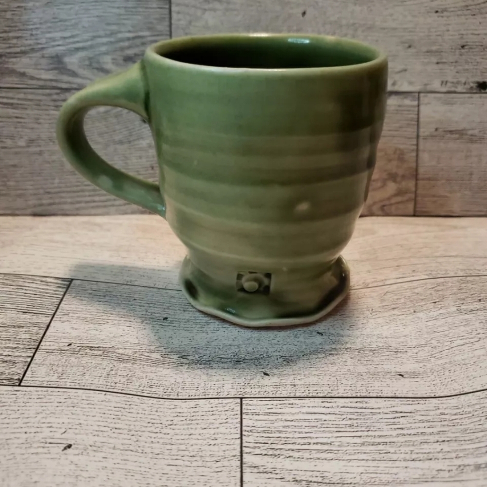 Handmade Studio Pottery Mug Small Marked Green Ruffled Swirl Rustic Primitive - Picture 2 of 10